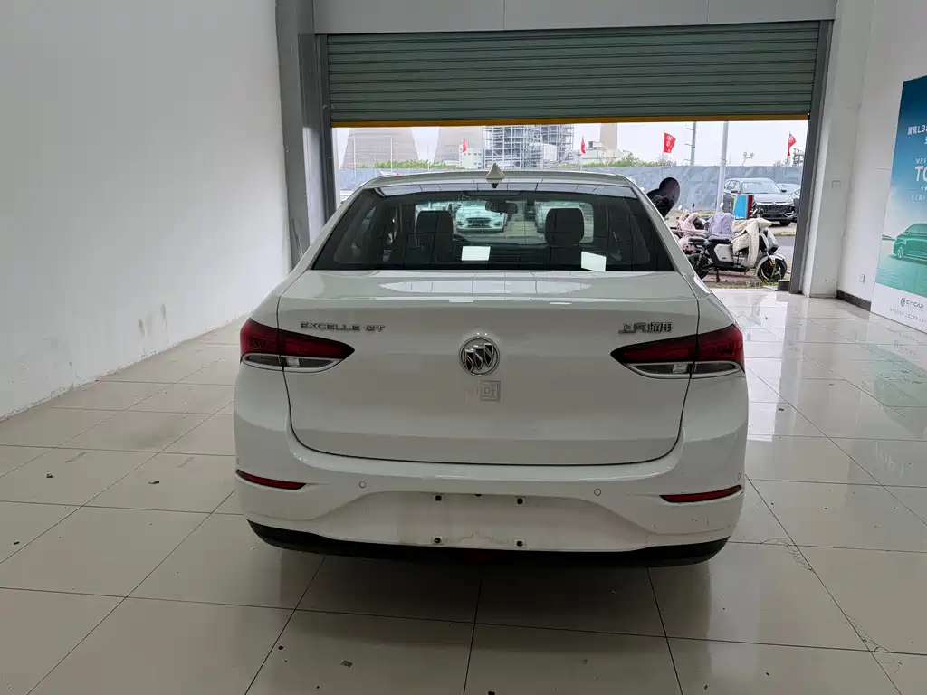 Buick Excelle 2021 — фото 18