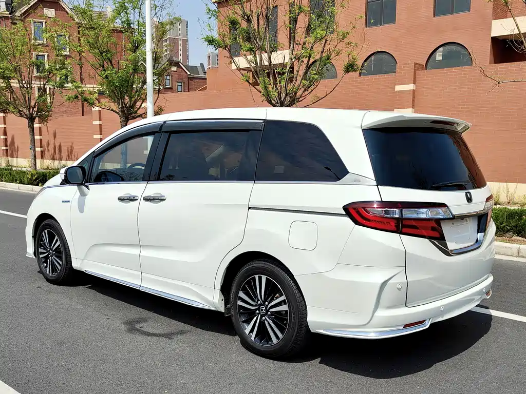 Honda Odyssey 2020 — фото 18