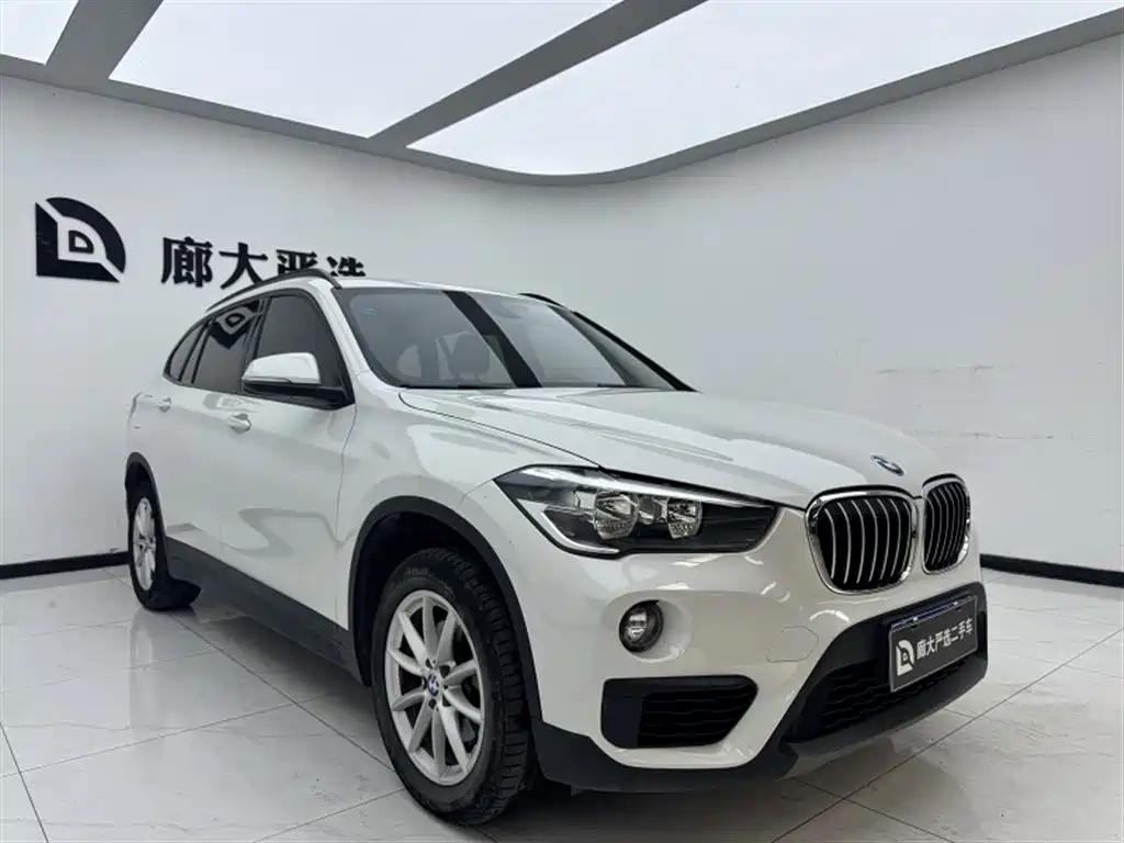 BMW X1 2019 — фото 3