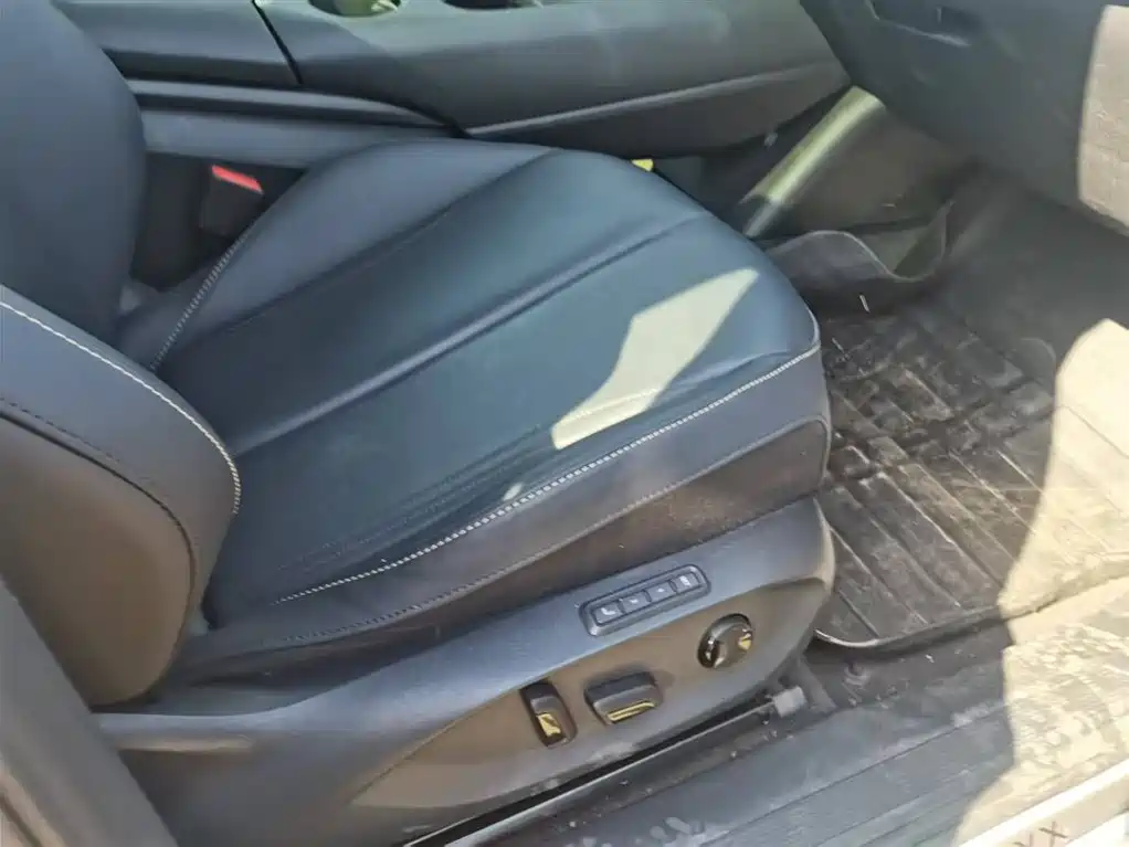 Volkswagen 06 2025 — фото 6
