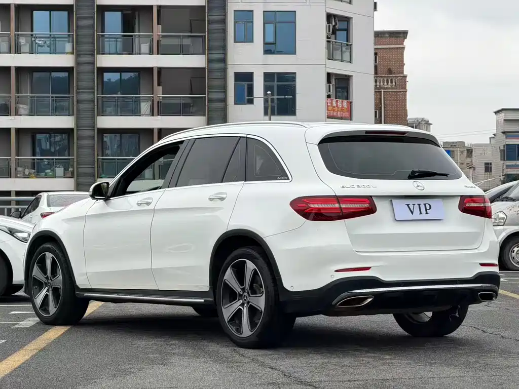 Mercedes-Benz GLC 2018 — фото 7