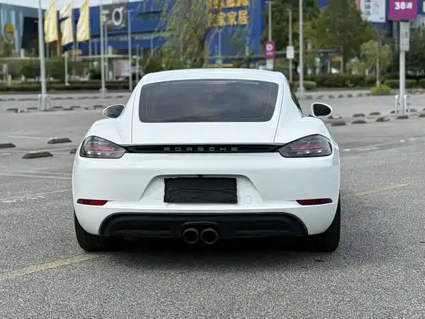 Porsche 718 2017