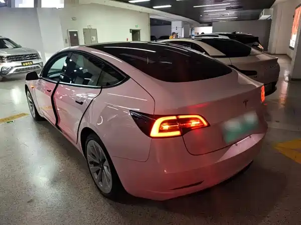 Tesla Model 3 2021