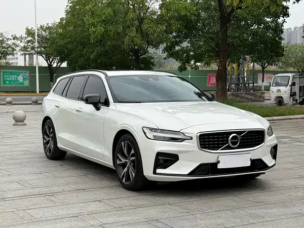 Volvo V60 2020