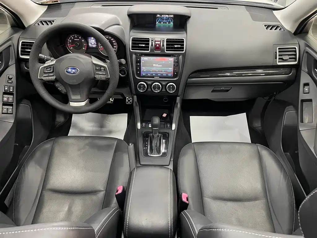 Subaru Forester 2016 — фото 9