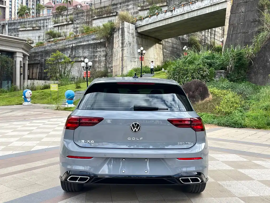 Volkswagen Golf 2022