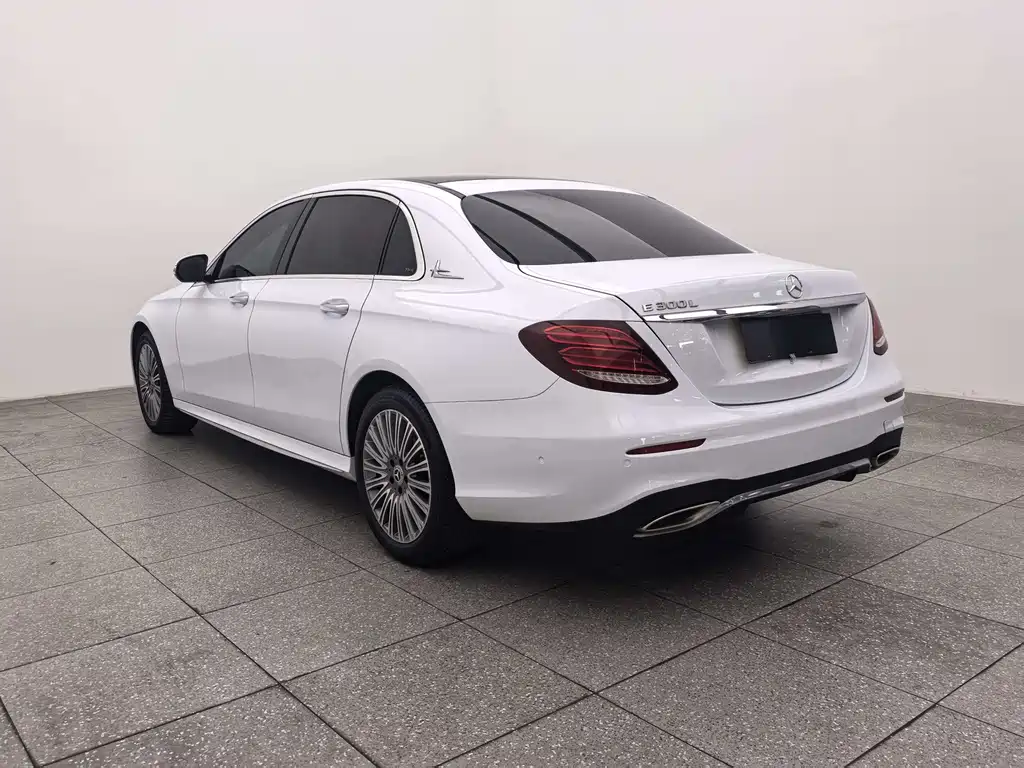 Mercedes-Benz E-Class 2020 — фото 4