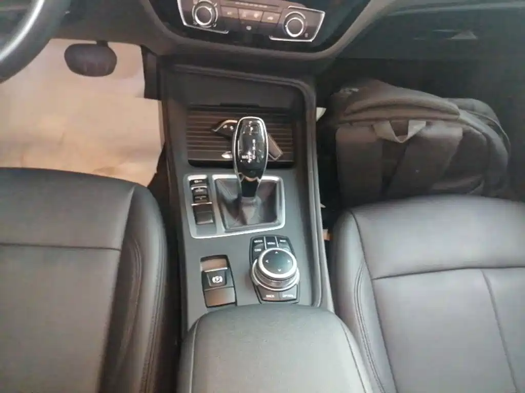 BMW 1 Series 2021 — фото 14