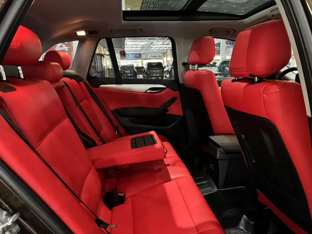 BMW X1 2012