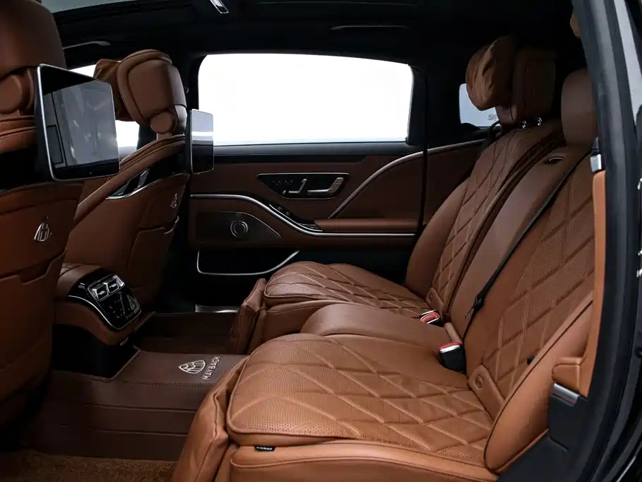 Mercedes-Benz Maybach S-Class 2021 — фото 17