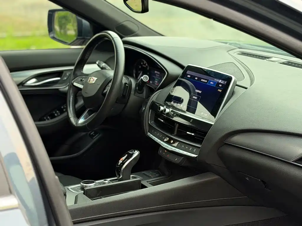 Cadillac CT5 2020 — фото 15