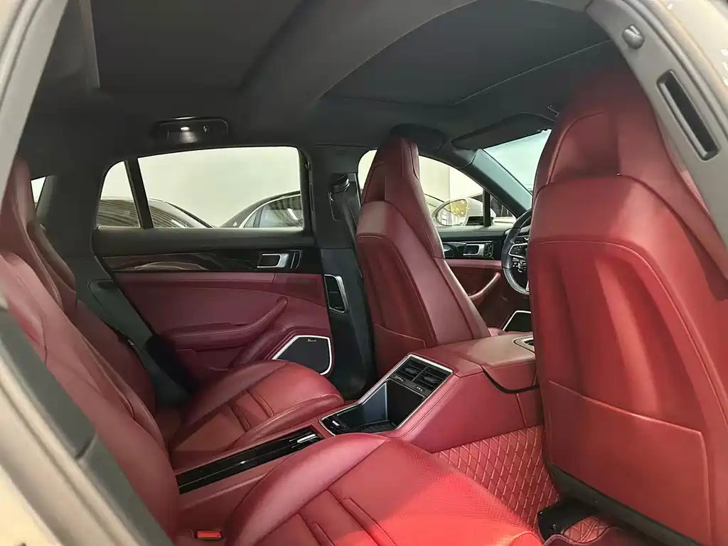 Porsche Panamera 2019 — фото 12