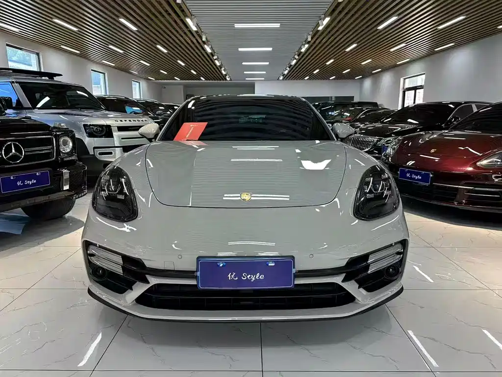 Porsche Panamera 2019 — фото 2