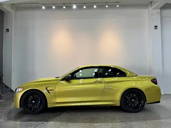 BMW M4 2015
