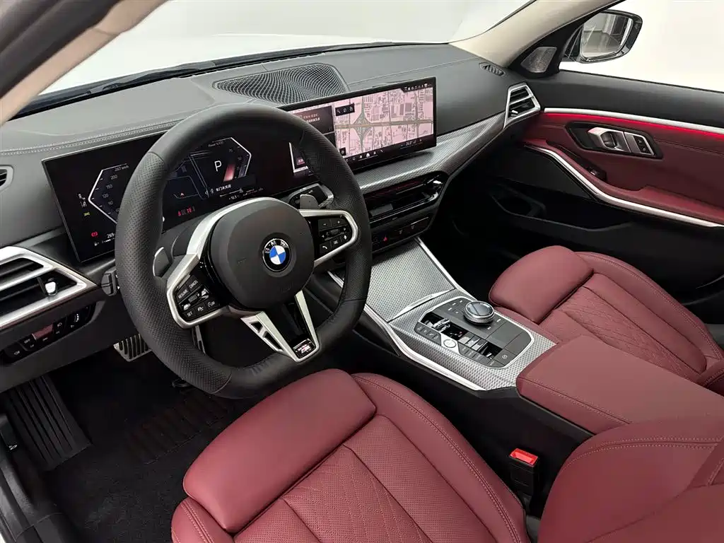 BMW 3 Series 2024 — фото 17