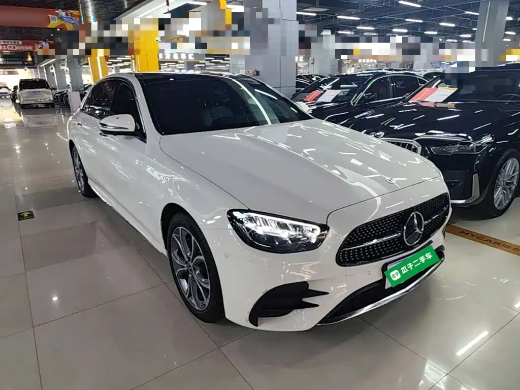 Mercedes-Benz E-Class 2023 — фото 4
