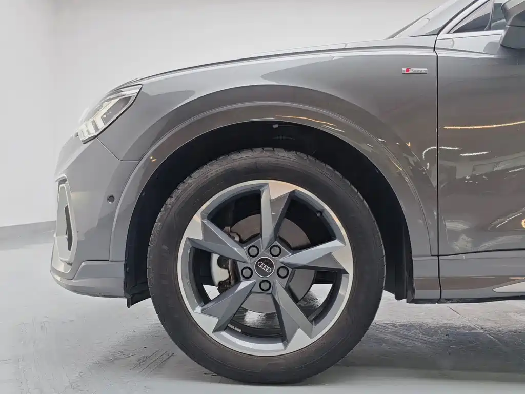 Audi Q3 2023