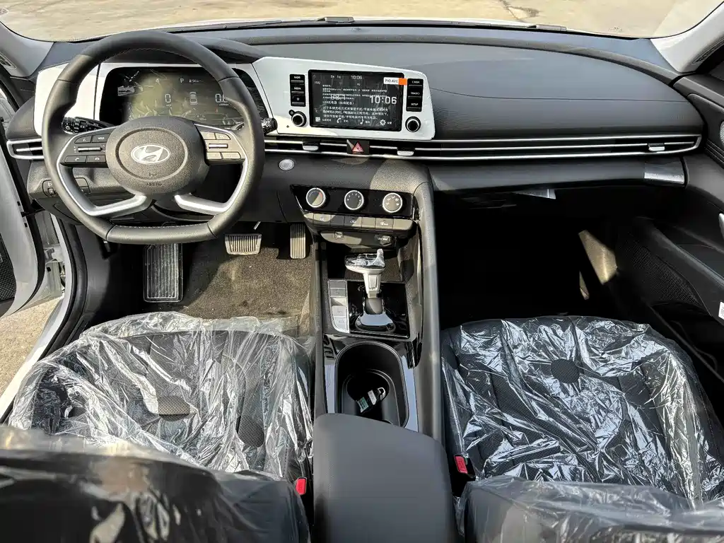 Hyundai Elantra 2026