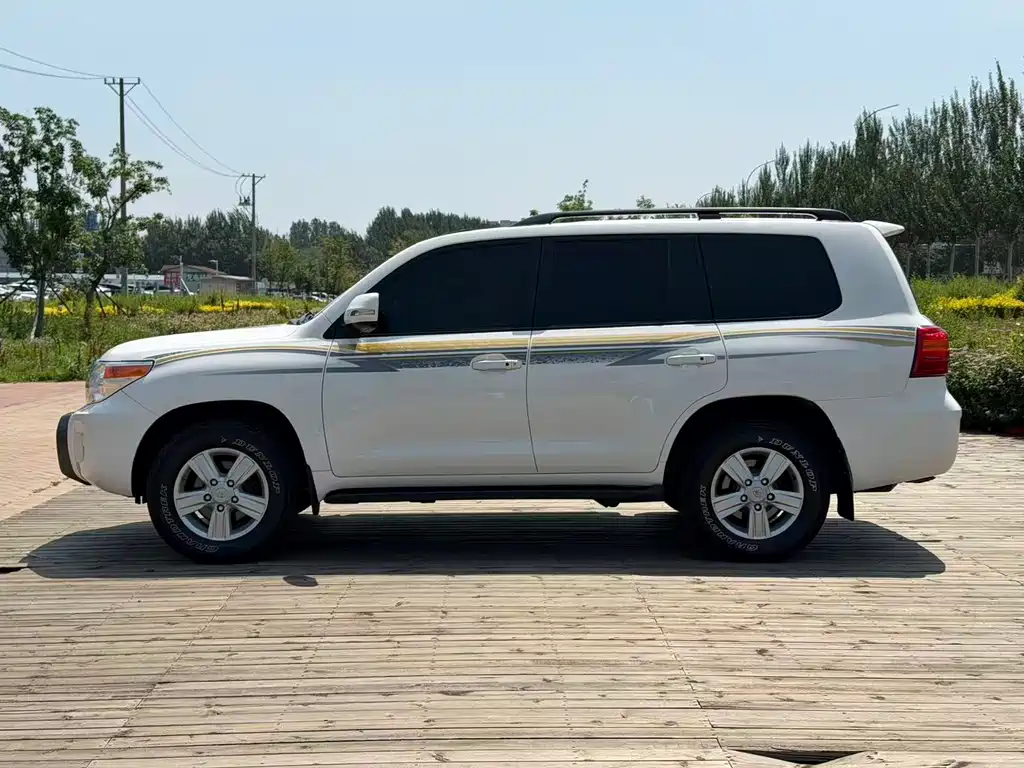 Toyota Land Cruiser 2016 — фото 7