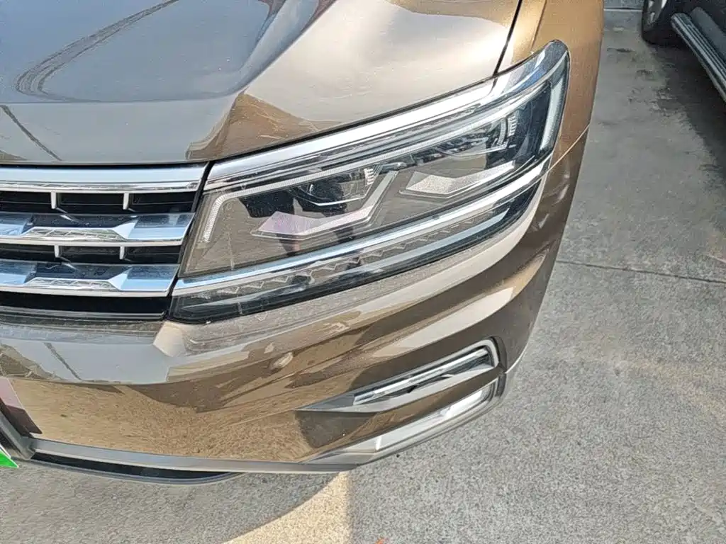 Volkswagen Tiguan L 2017 — фото 24