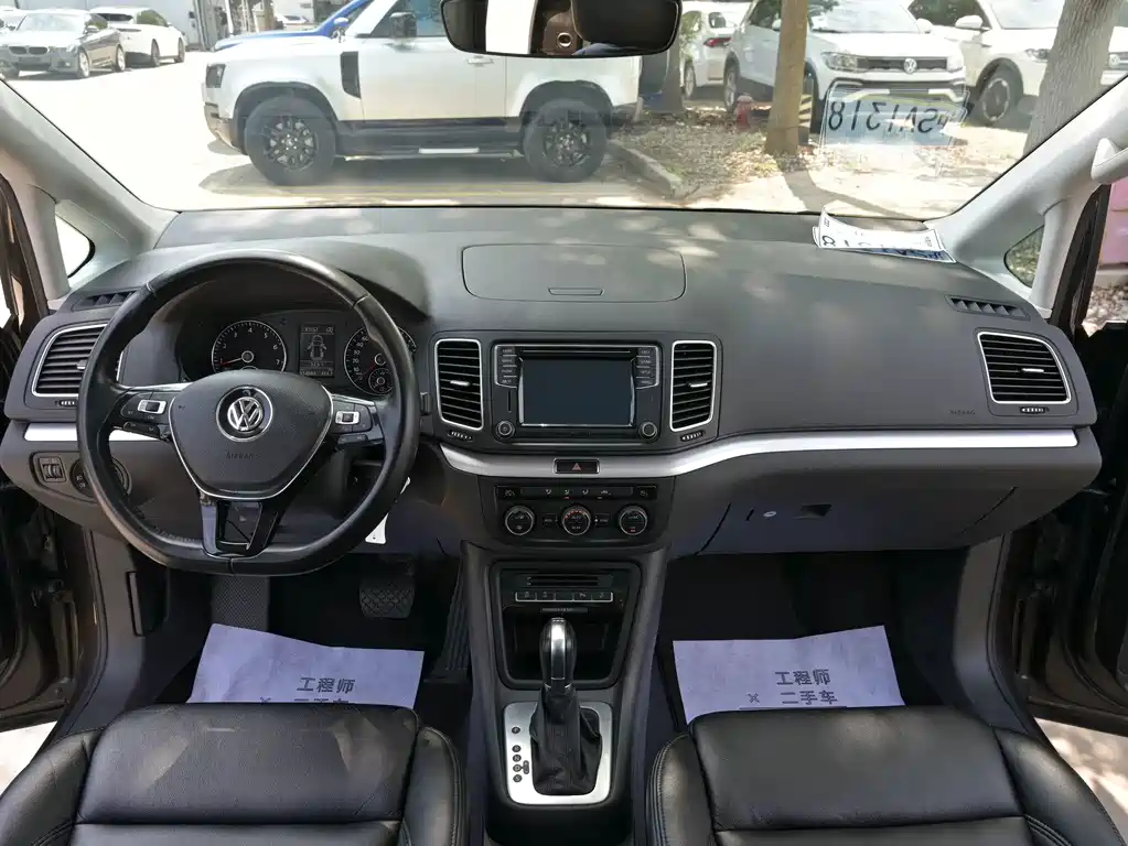 Volkswagen Sharan 2017 — фото 11