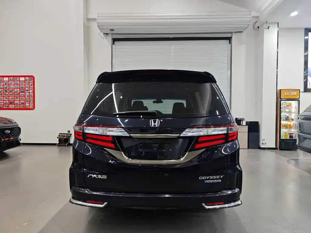 Honda Odyssey 2020 — фото 6