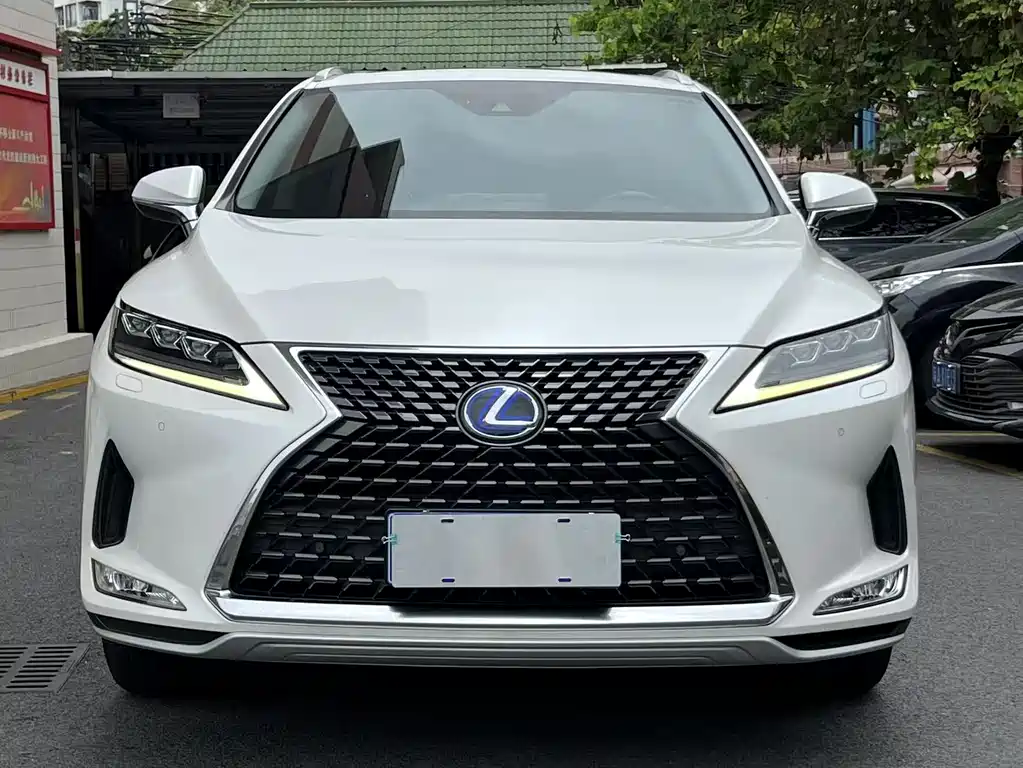 Lexus RX 2022