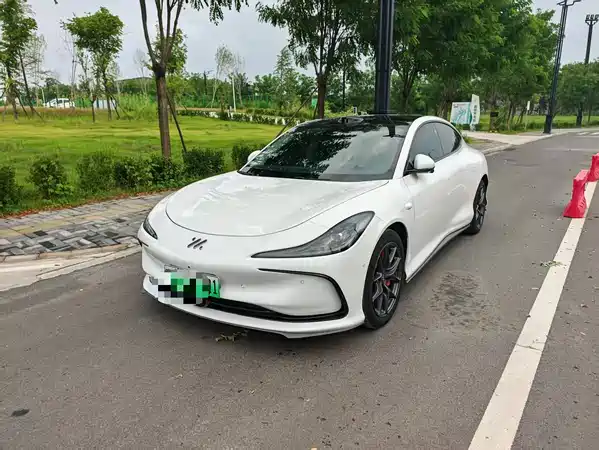 IM Motors L6 2024
