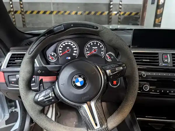 BMW M4 2016