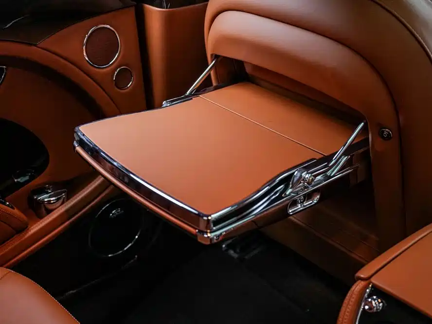 Bentley Mulsanne 2015 — фото 24