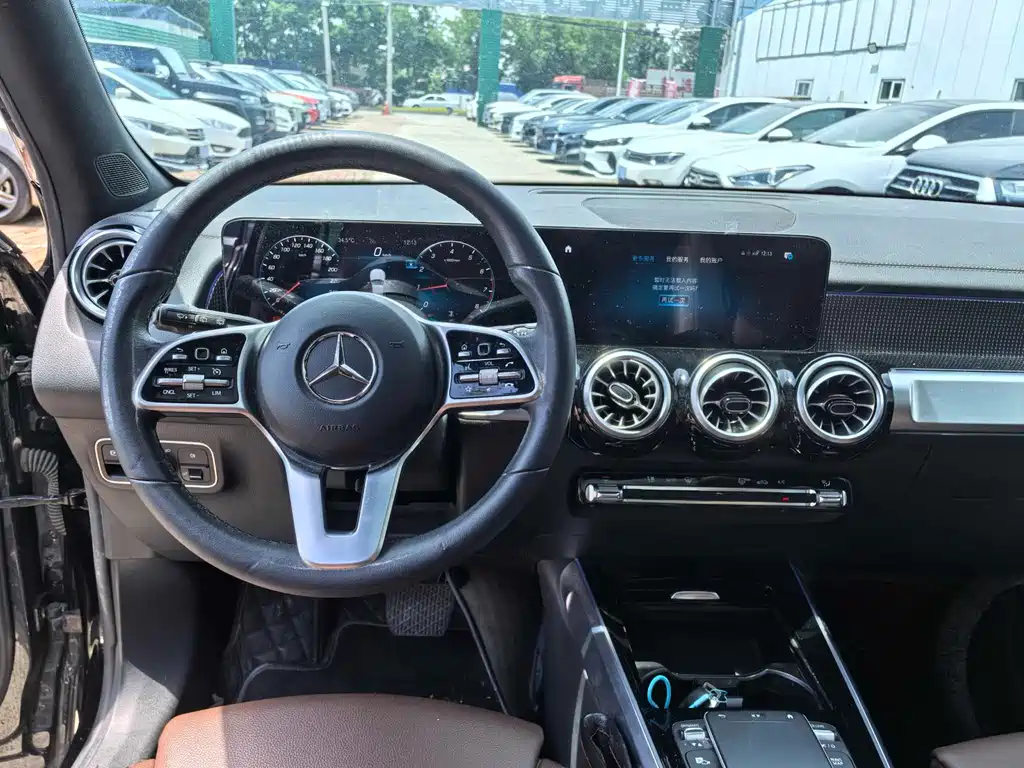 Mercedes-Benz GLB 2022 — фото 9