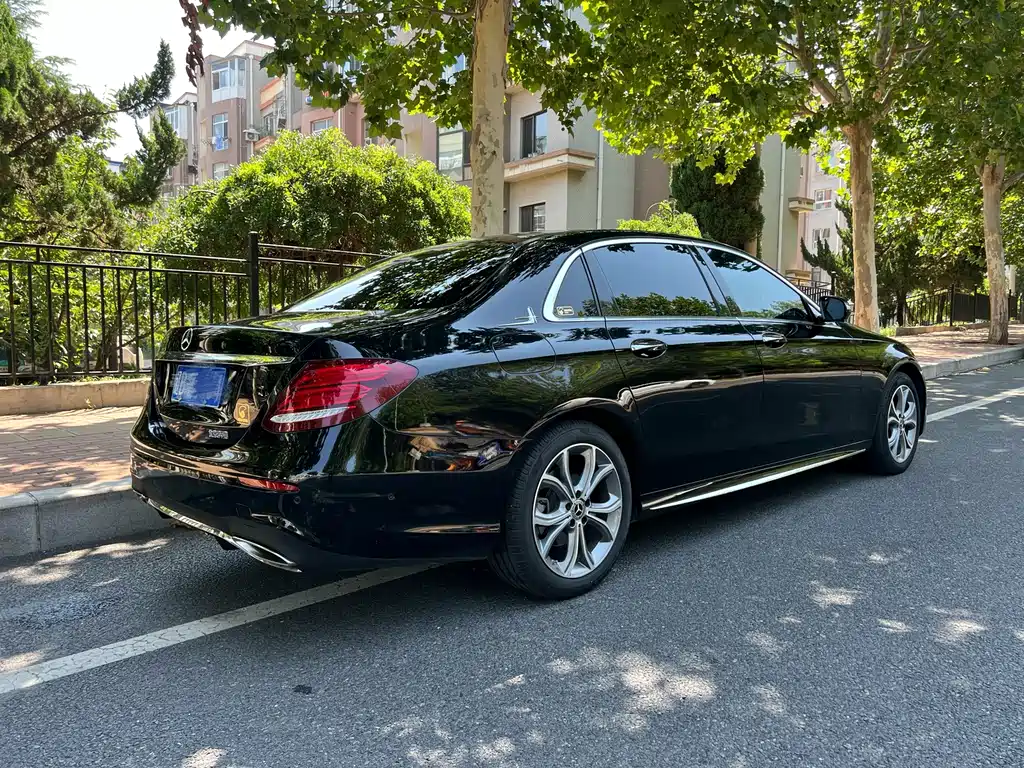 Mercedes-Benz E-Class 2020