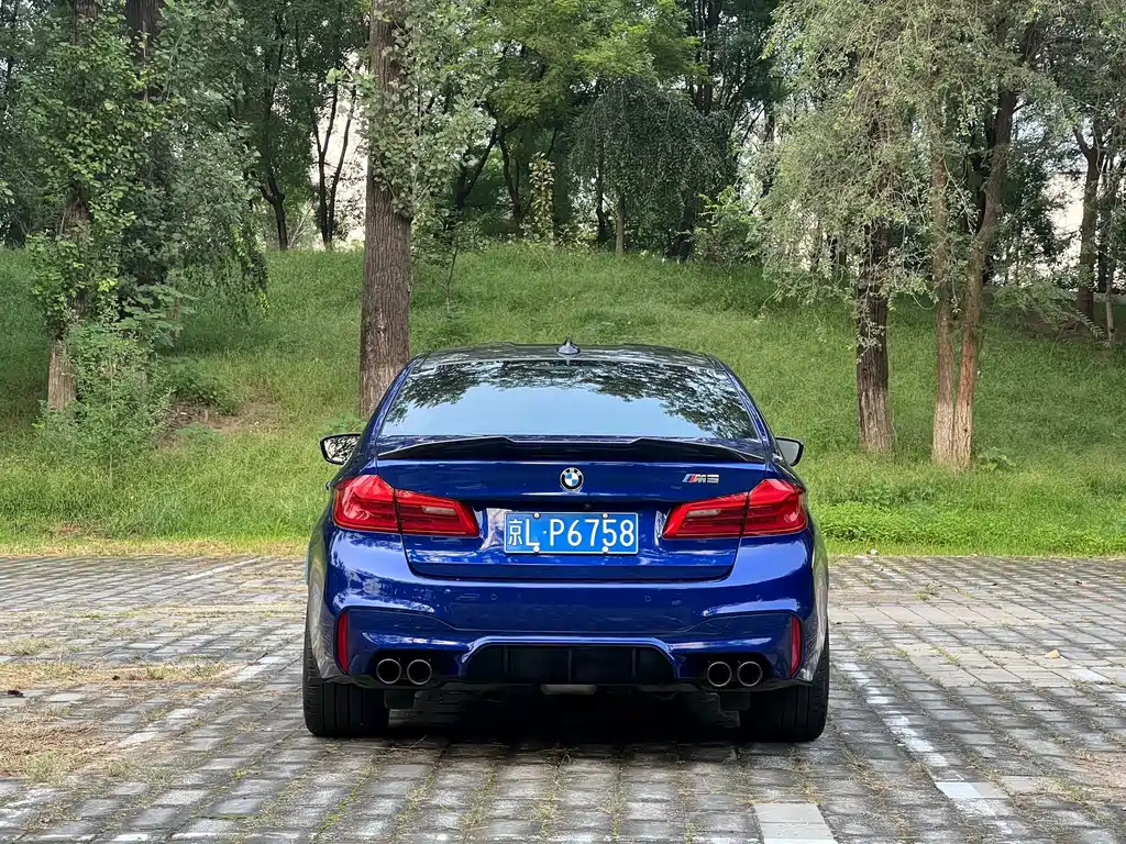 BMW M5 2018 — фото 15