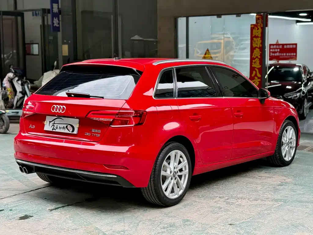Audi A3 2019 — фото 6