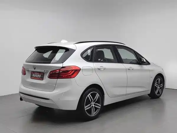 BMW 2 Series Station Wagon 2016
