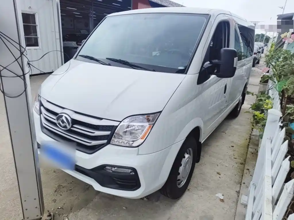 Maxus V80 2025