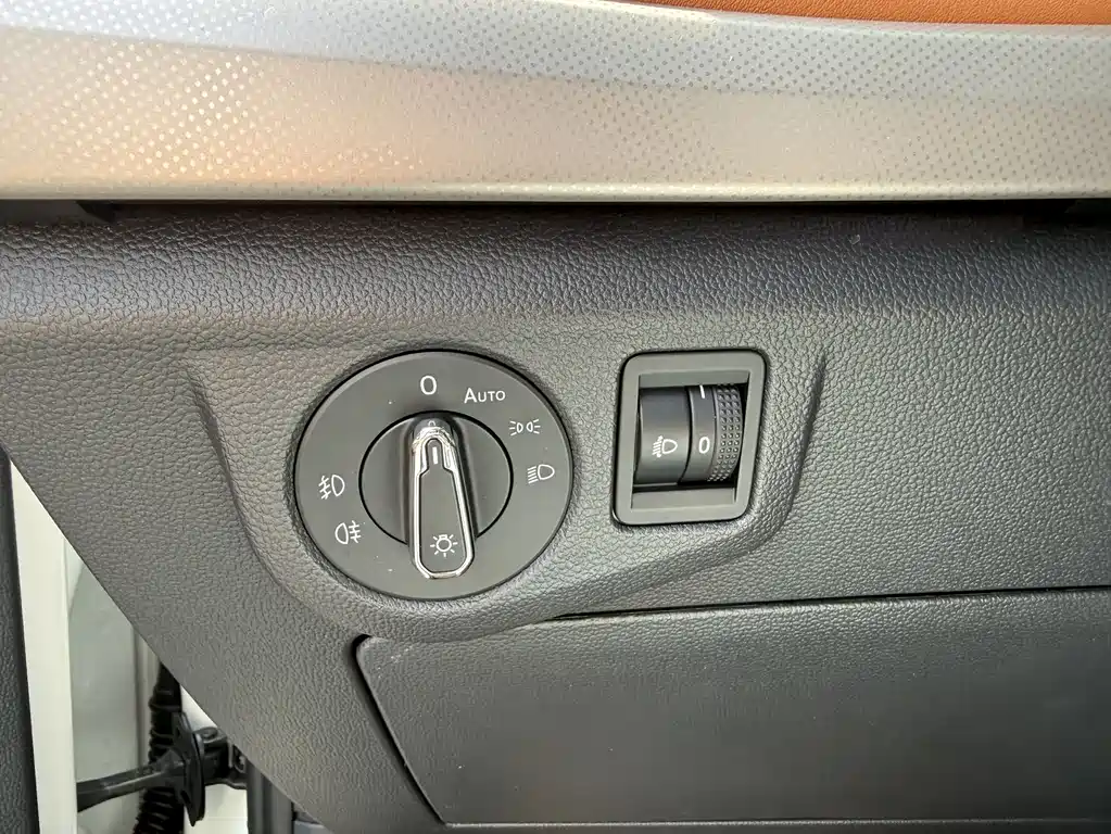 Volkswagen Bora 2023