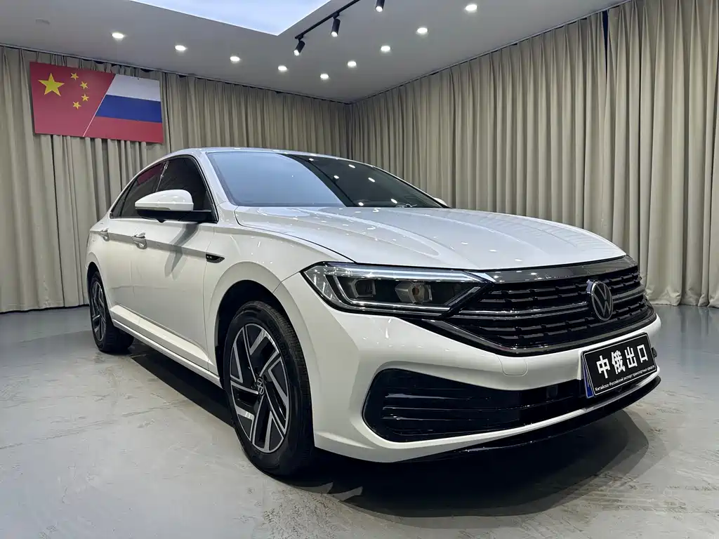 Volkswagen Sagitar 2022