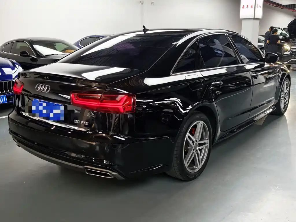 Audi A6L 2018 — фото 10