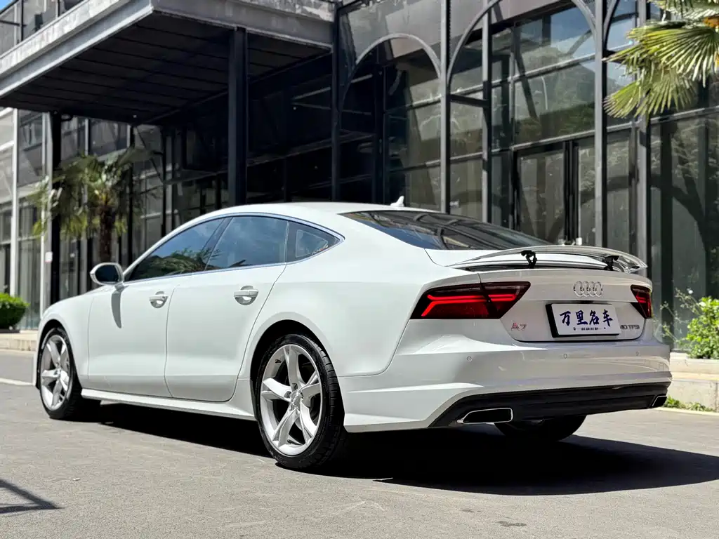 Audi A7 2017 — фото 25