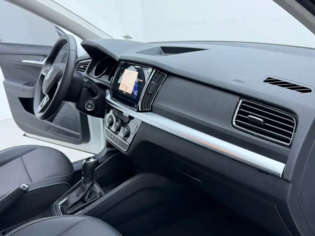 Skoda Kamiq 2022 — фото 16