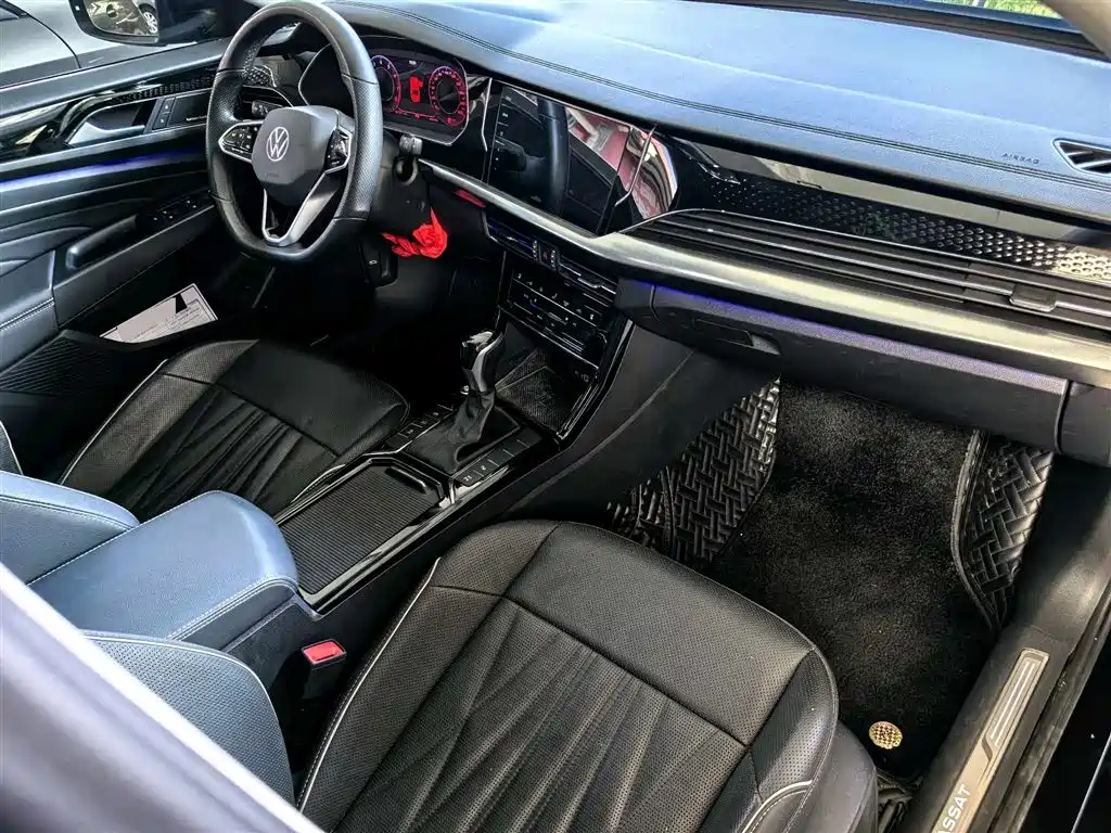 Volkswagen Passat 2023 — фото 10