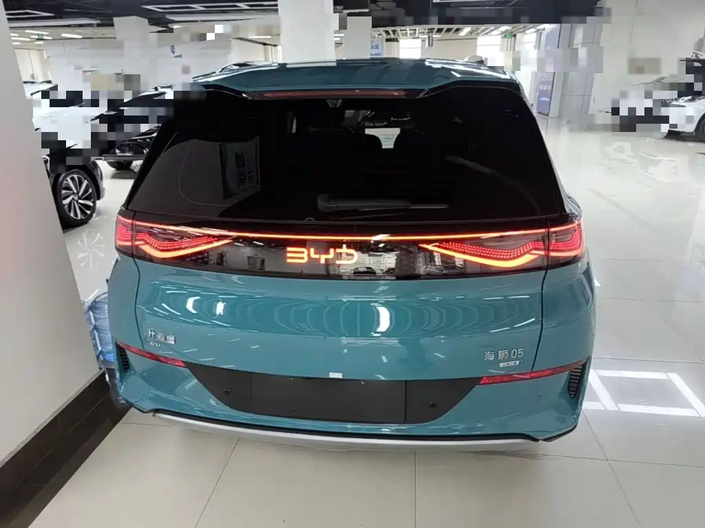 BYD Sealion 05 EV 2025 — фото 6
