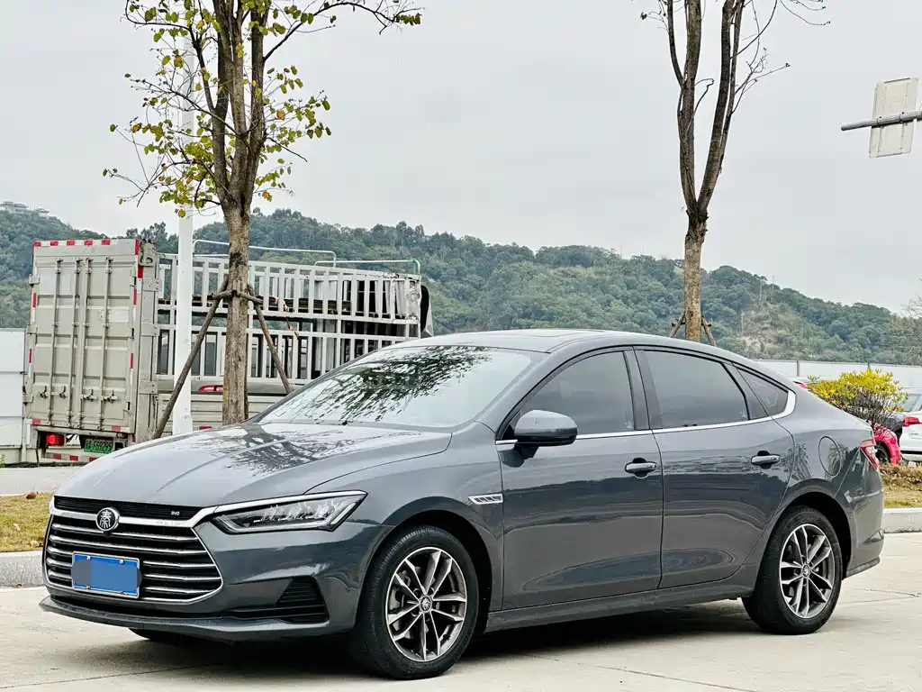 BYD Qin Pro 2021 — фото 1