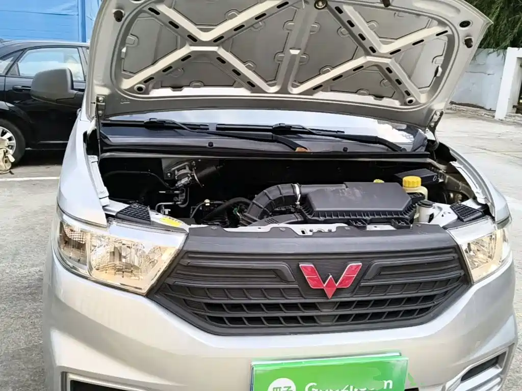 Wuling Hongguang V 2021 — фото 16