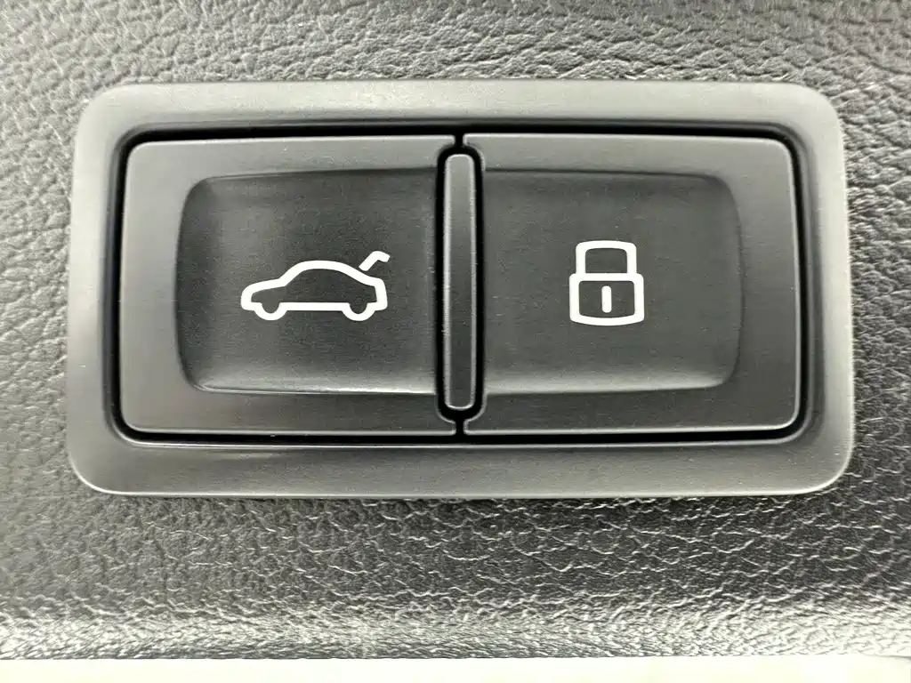 Audi Q3 2023 — фото 17