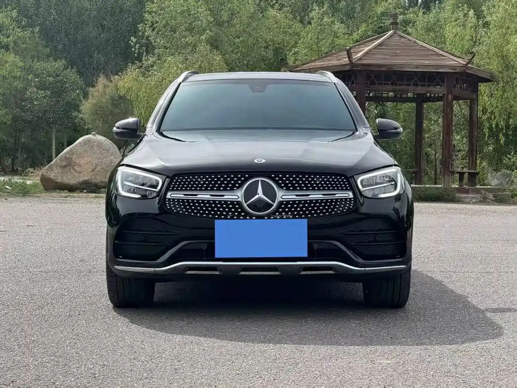 Mercedes-Benz GLC 2023