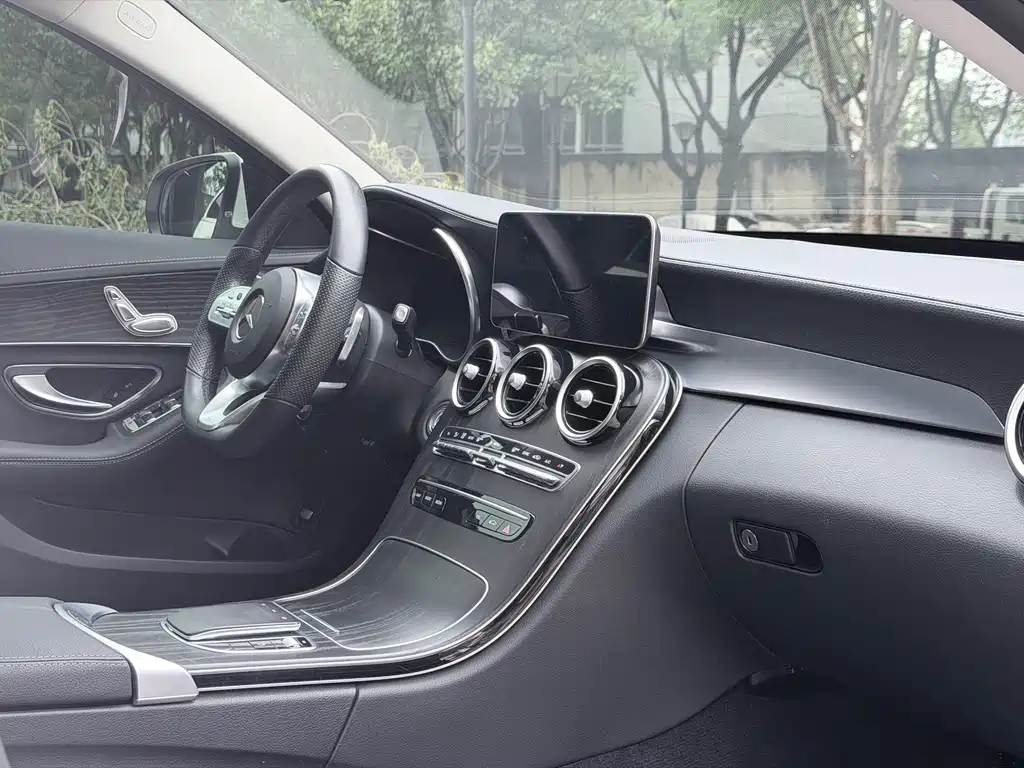 Mercedes-Benz C-Class 2021 — фото 13