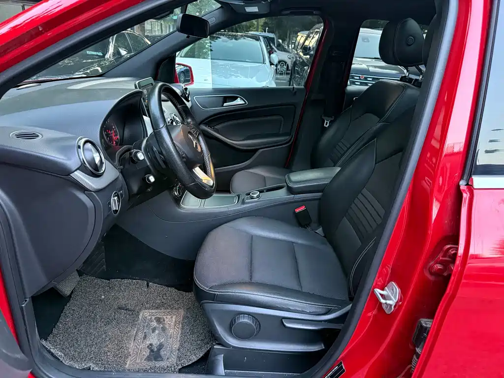 Mercedes-Benz B-Class 2015 — фото 8