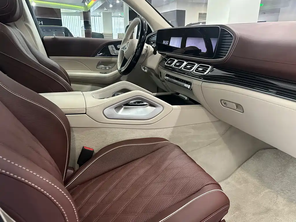 Mercedes-Benz GLS — фото 4